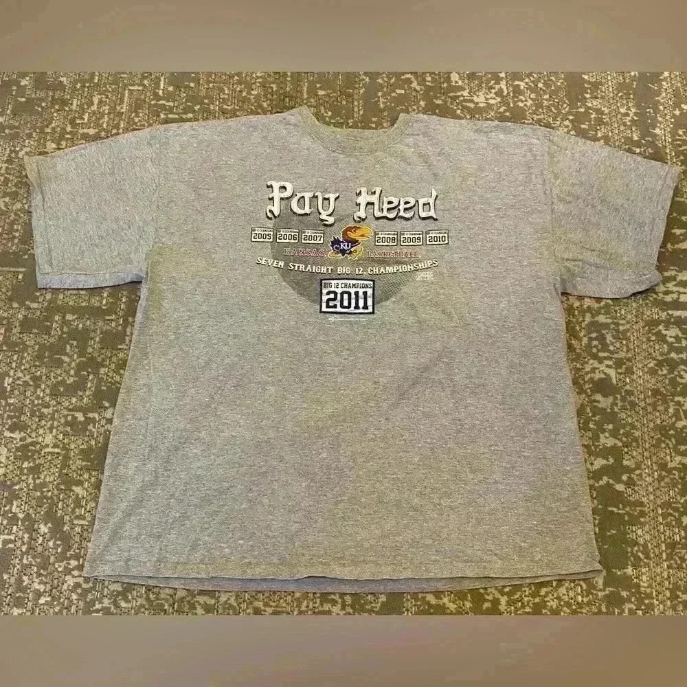 Kansas Jayhawks 2011 Big 12 Champs Short Sleeve Men’s size 2XL‎ color Grey